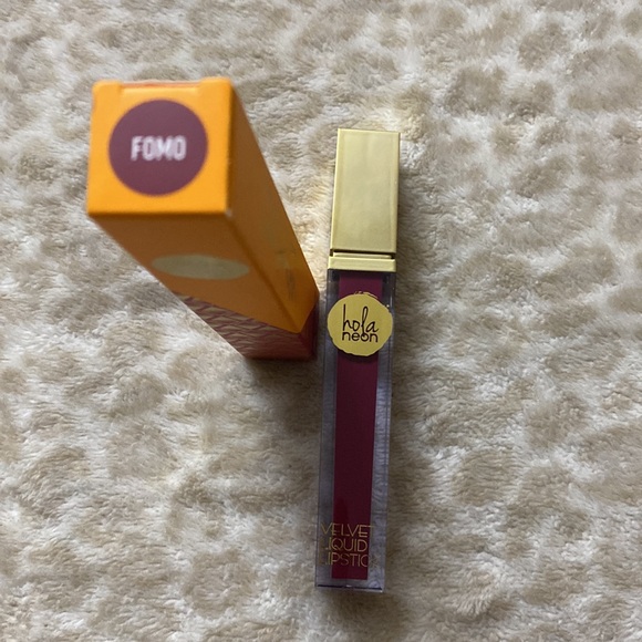 Beauty Bundle - Pacifica, Urban Decay, Hola Neon, SJP, & Beaute Basics💋 - Picture 2 of 10